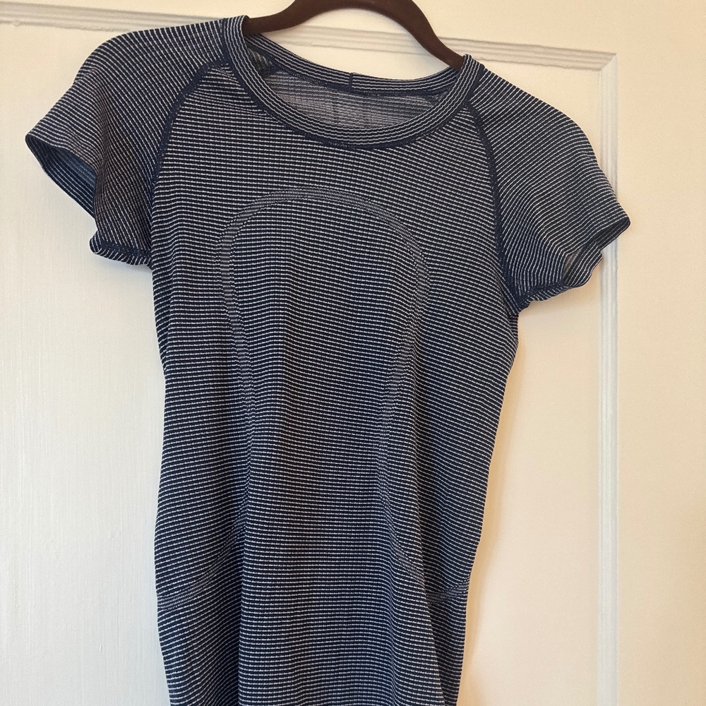 Lululemon Run Swiftly 4
